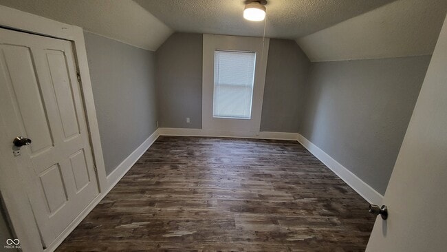 Building Photo - 1122 S Dearborn St