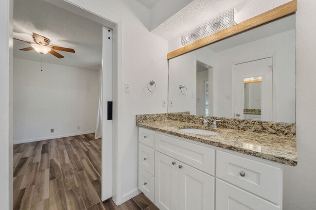 Building Photo - 9618 Sugar Hill Dr