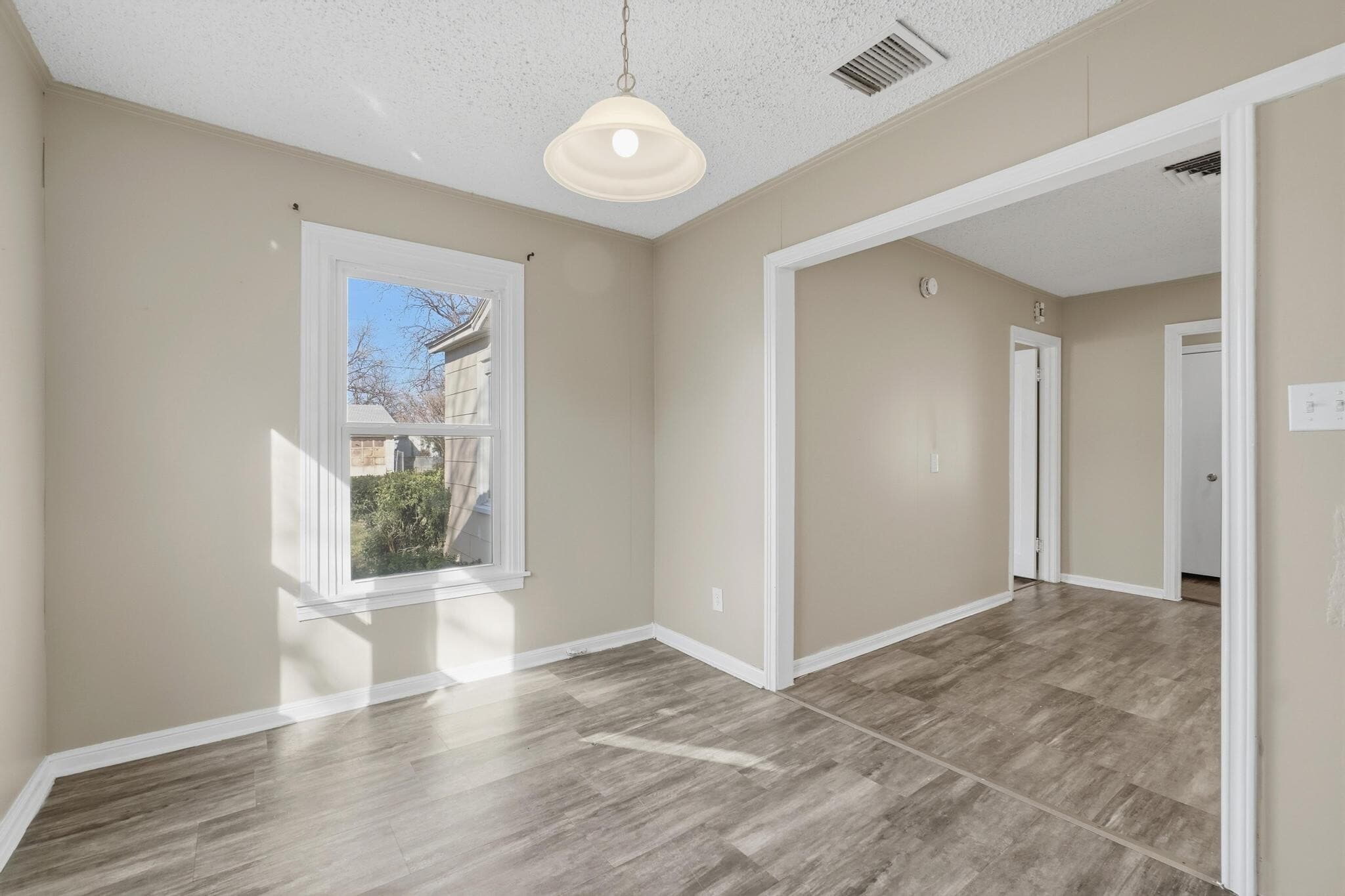 Building Photo - 2857 S 5th St