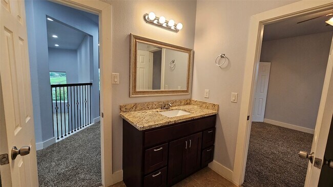 Building Photo - 3715 Aldridge Dr