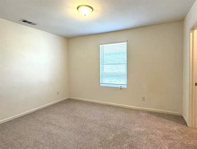 Building Photo - 1902 Chapel Hl Rd