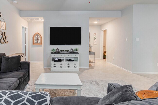 Building Photo - 23810 Rivage Ridge Dr