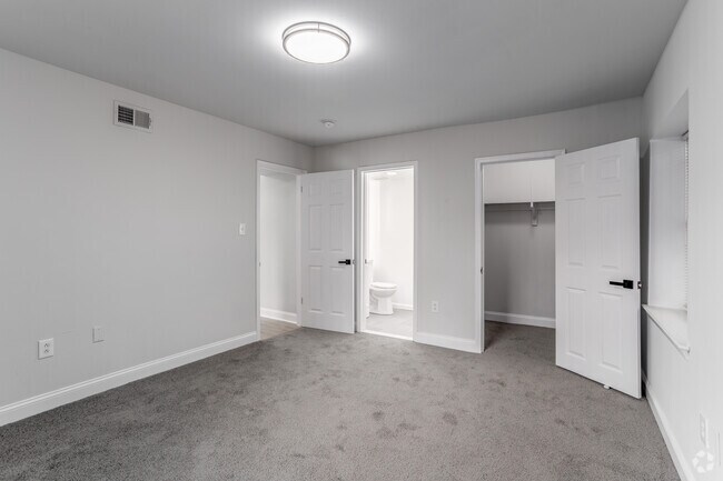 2BR, 1.5BA - 1000SF - Lighthouse Hill Apartments