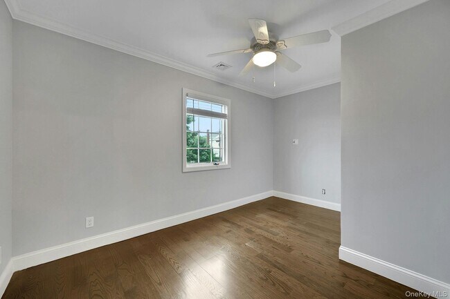 Building Photo - 47 Highland Ave