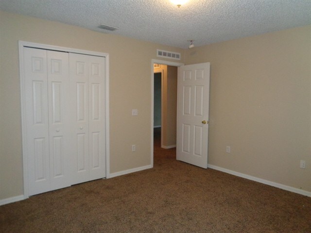 Building Photo - 11331 Ivy Flower Loop