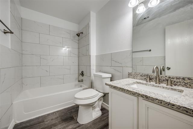 Building Photo - 3621 Riesling Dr