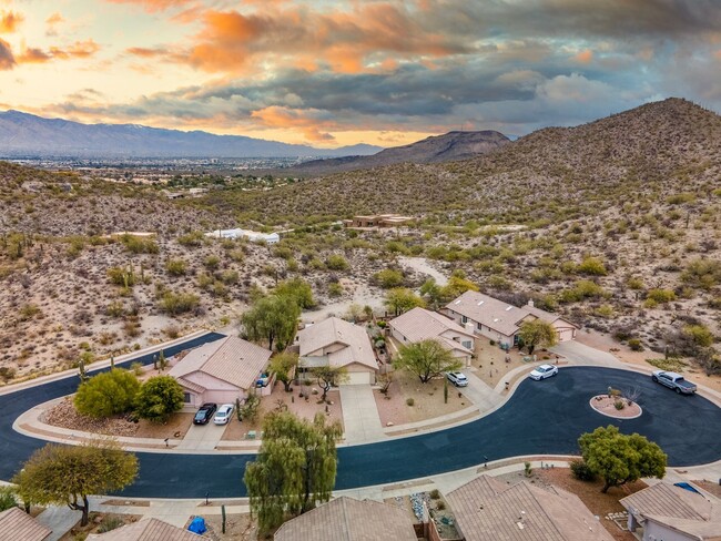 Building Photo - Saguaro Ridge