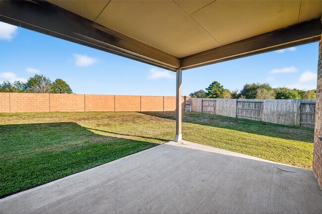 Building Photo - 5403 Tourmaline Wy