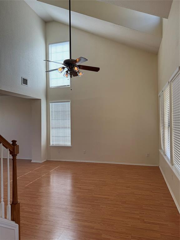 Building Photo - 414 Darkwoods Dr