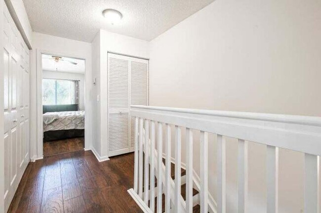 Building Photo - 5032 Palmbrooke Cir