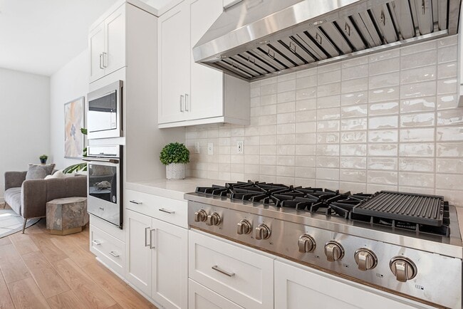 Building Photo - 408 Treble: Modern 4BR + Loft in Great Park, Irvine