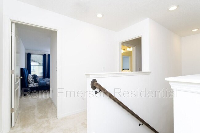 Building Photo - 700 Benoi Dr
