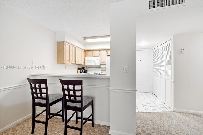 Building Photo - 1280 S Alhambra Cir