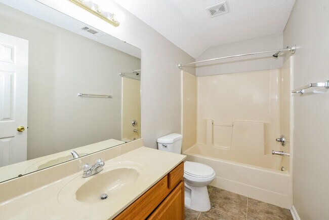 Building Photo - 6828 Shorey Ln