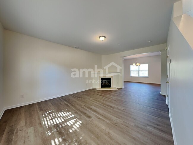 Building Photo - 2101 Trace Creek Dr