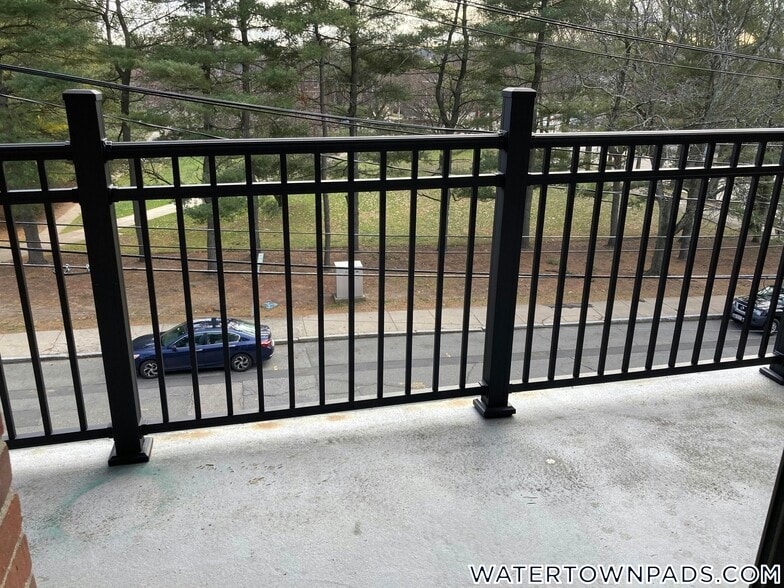 Building Photo - 16 Whites Ave