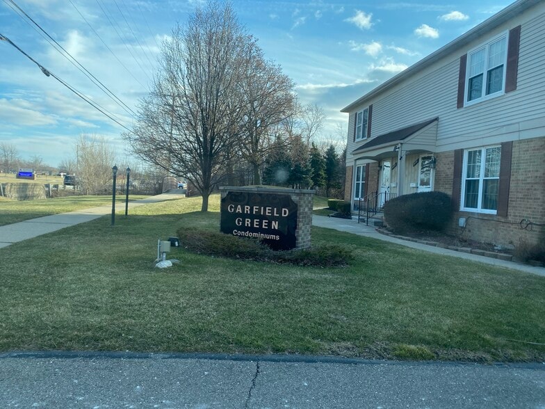 Building Photo - 34119 Garfield Cir