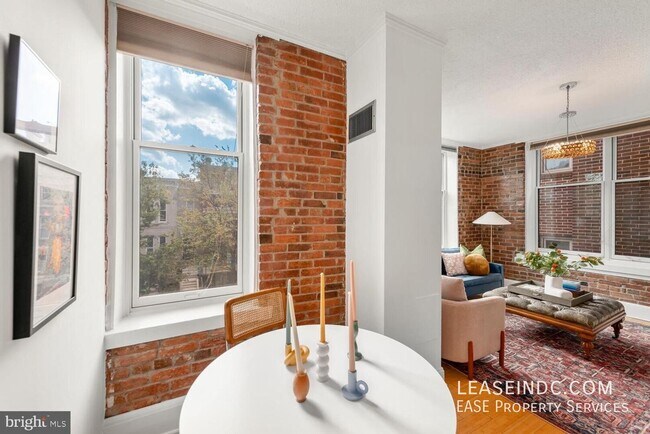 Building Photo - 1615 Q St NW