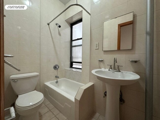 Building Photo - 420 St Nicholas Ave