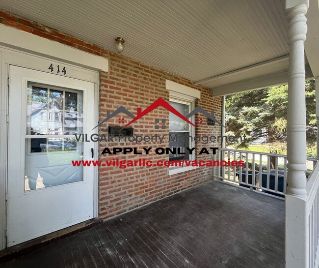 Building Photo - 412 Alexander St