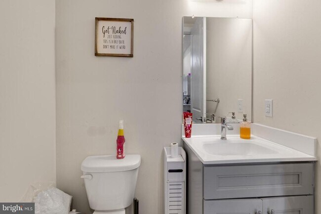 Building Photo - 19 S 44th St