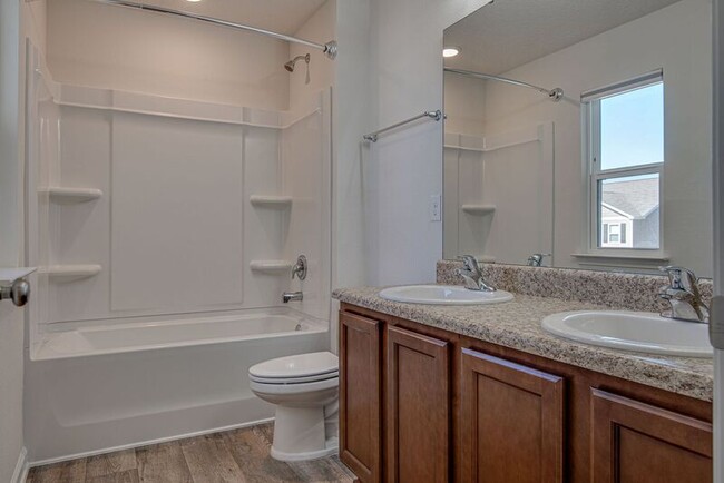 Building Photo - 6473 Flora Court
