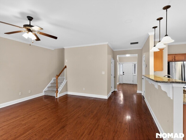 Building Photo - 1118 Westchase Cove SW