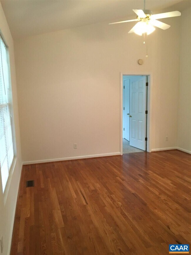 Building Photo - 252 Snapdragon Rd