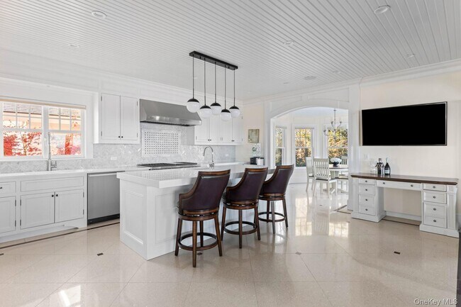 Building Photo - 17 Ludlow Ln