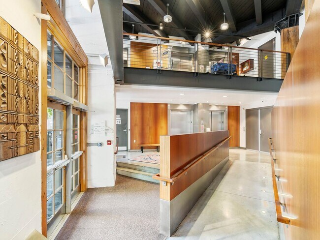 Building Photo - Marshall Wells - North facing Pearl District Loft w/parking/storage/ac
