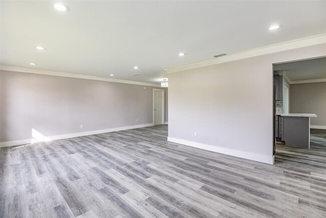 Building Photo - 22500 Labrador St