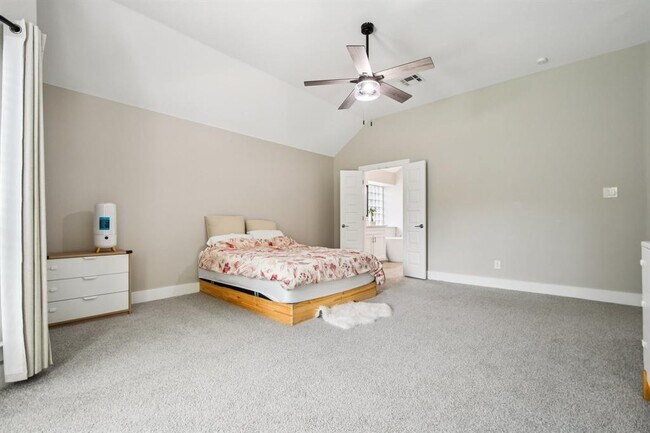 Building Photo - 16601 Malaga Hills Dr