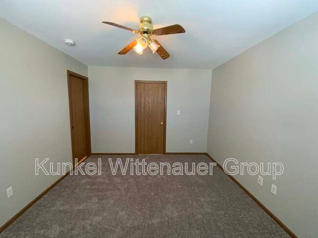 Building Photo - 2609-A Sierra Drive