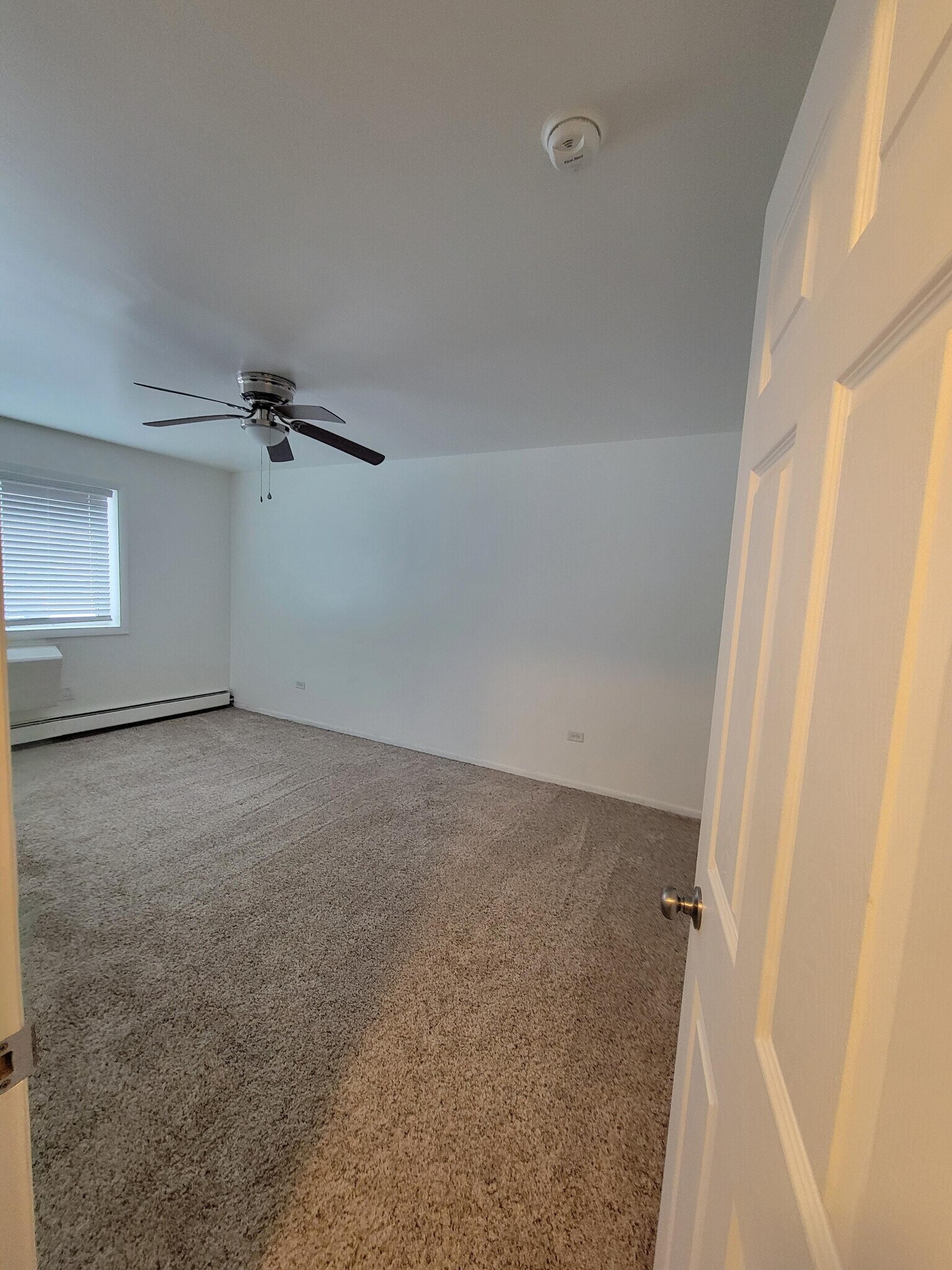 Building Photo - 2214 S Goebbert Rd