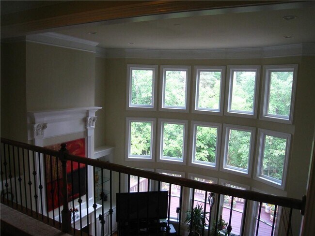 Building Photo - 9858 Talisman Dr