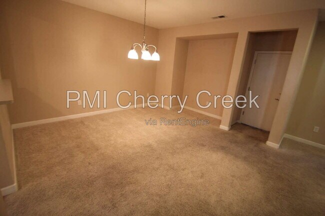 Building Photo - 6385 S Xanadu Way