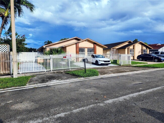 Primary Photo - 20847 SW 118th Ct