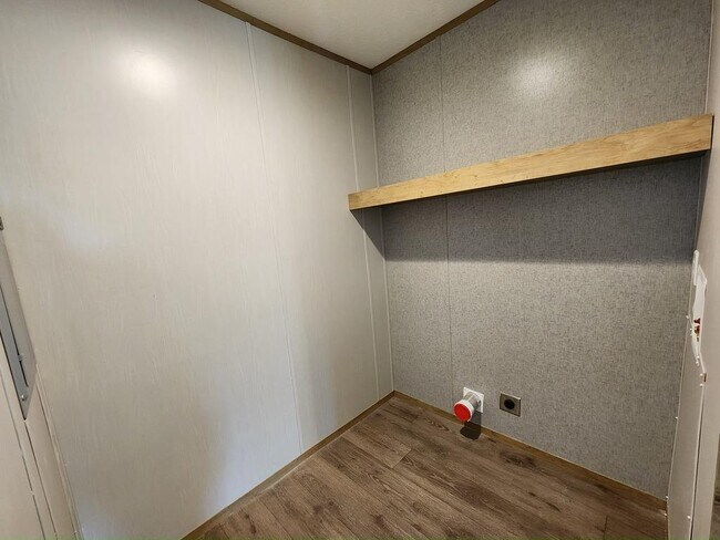 Building Photo - 539 Zebra Dr
