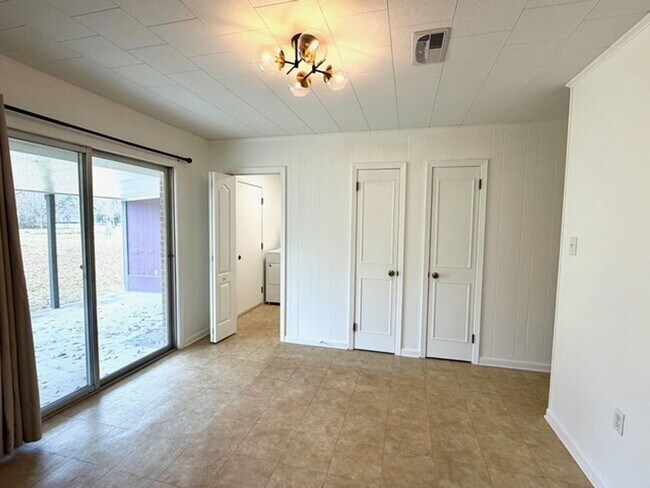 Building Photo - 43063 Black Bayou Rd