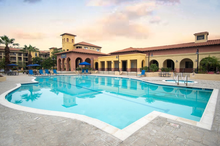 Building Photo - GrandMarc at University Village