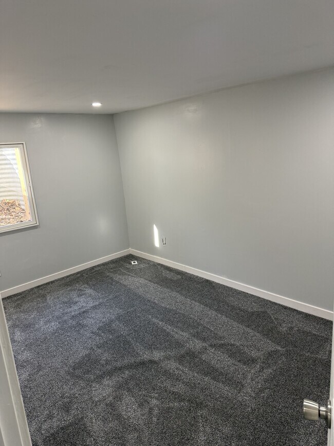 Building Photo - 2516 West Martin Luther King Junior Drive