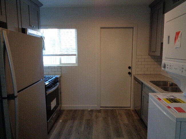 Building Photo - #1037-Osborn LLC