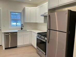 Building Photo - Refine Tyler Realty LLC