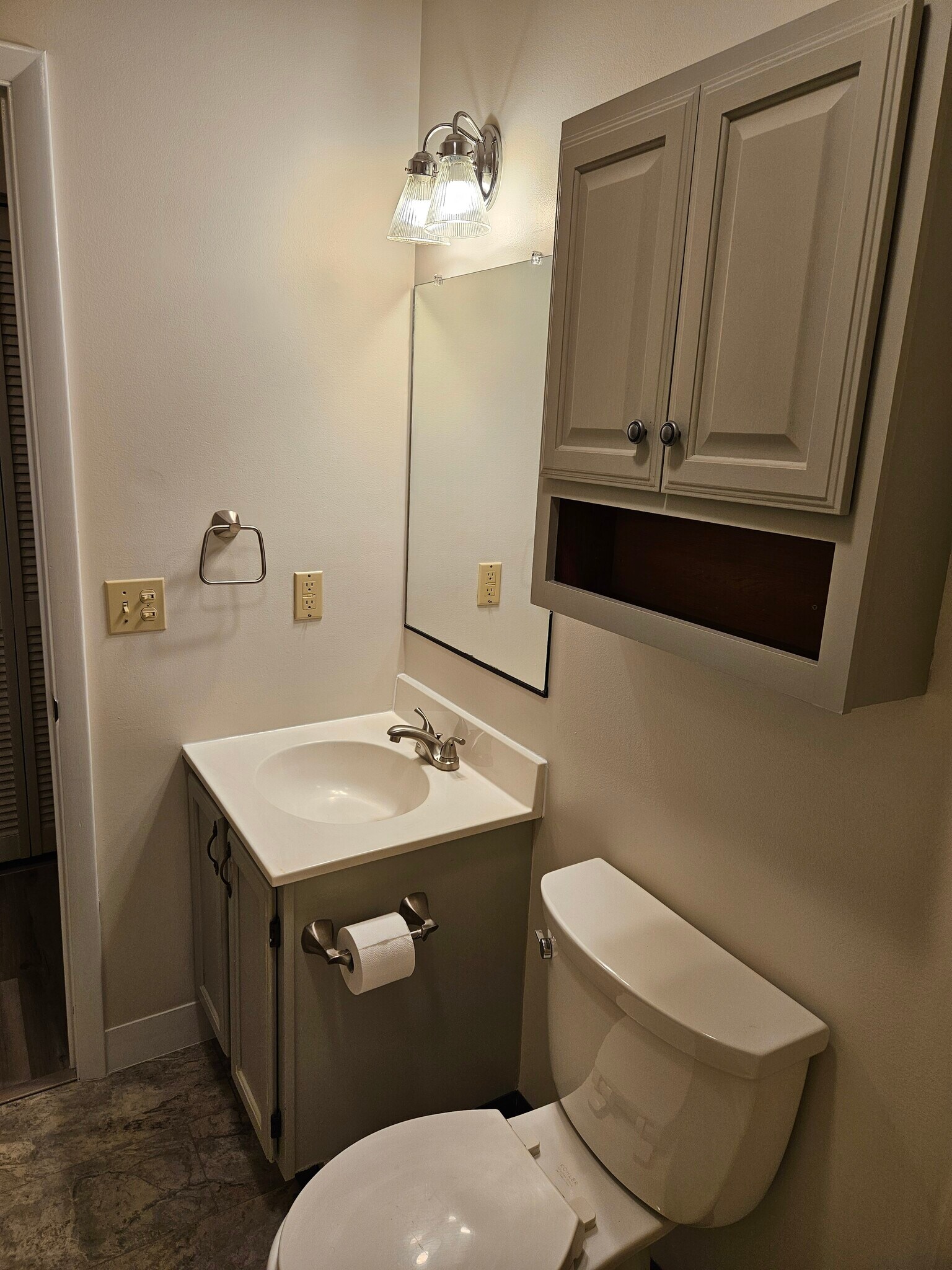 Bath vanity - 1730 College Ave