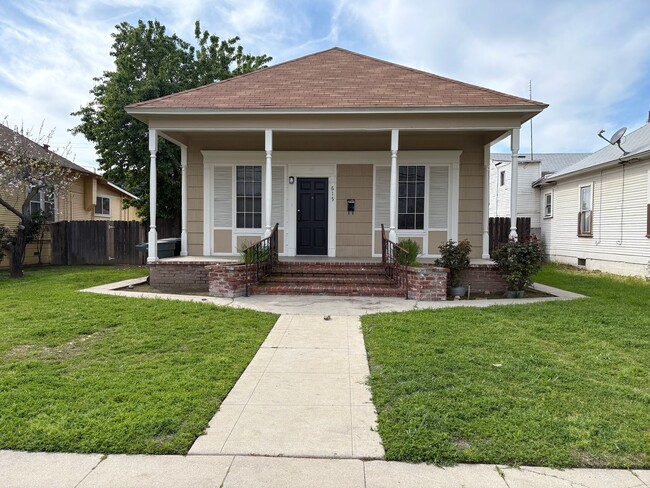 Primary Photo - Newly Remodeled Home Available Now!