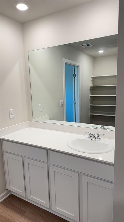 Building Photo - 6101 Green Meadow Ln