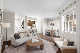 Building Photo - 690 NJ-23