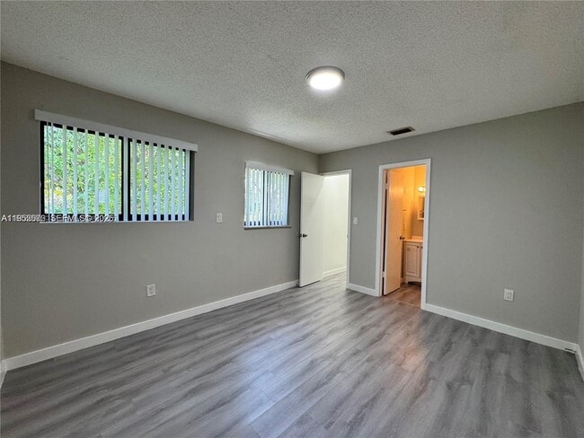 Building Photo - 2237 Taylor St