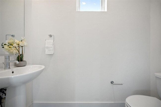 Building Photo - 3111 Aldwyche Dr