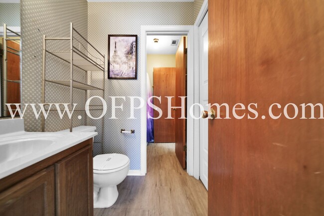 Building Photo - 2 bed Townhome in Fort Walton Beach